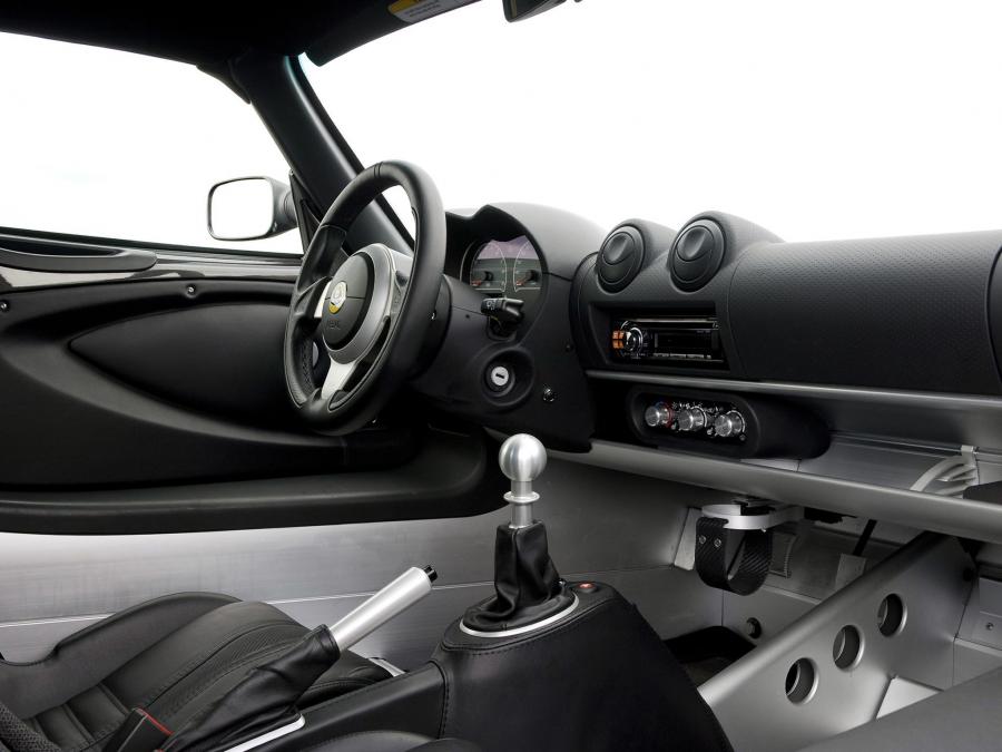  Lotus Exige S 2011 года  (фото 20 из 30)